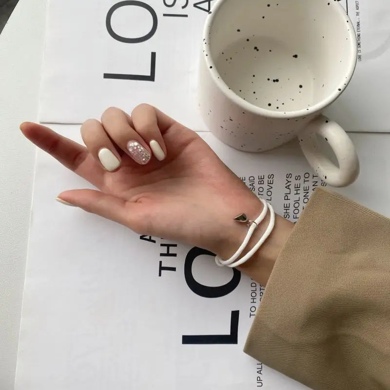 LATS 2 Pice Black White Color Hand Rope Love Magnetic Couple Good Friend Brother Party Student Travel Fashion Elegant Silver Mul