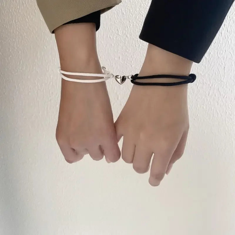LATS 2 Pice Black White Color Hand Rope Love Magnetic Couple Good Friend Brother Party Student Travel Fashion Elegant Silver Mul
