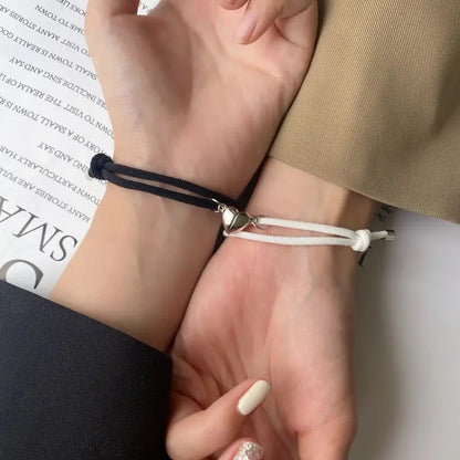 LATS 2 Pice Black White Color Hand Rope Love Magnetic Couple Good Friend Brother Party Student Travel Fashion Elegant Silver Mul