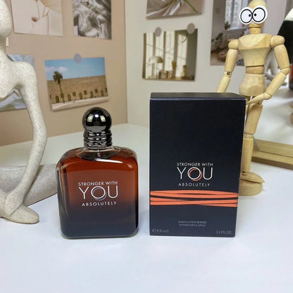 100ML Brand Perfume with a woody scent simple and high-end long-lasting fragrance showcasing men's charm suitable for daily use