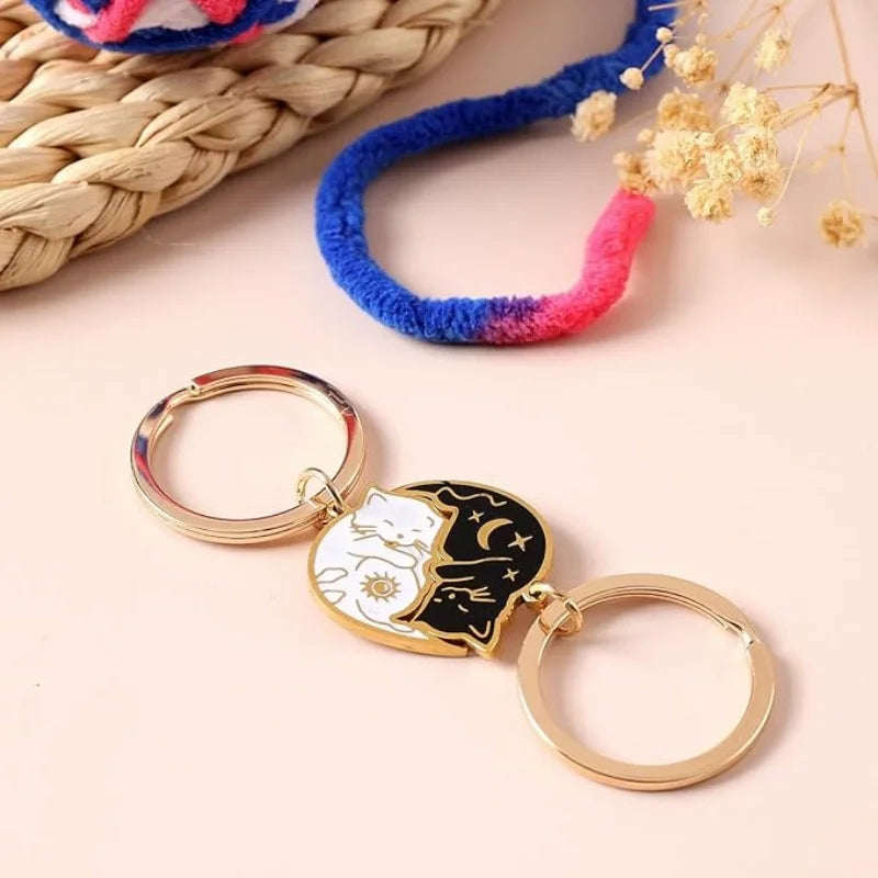 2Pcs Stainless Steel Black White Cat Necklace Love Embrace Cat Matching Couple Pendant Necklaces BFF Jewelry for Women Friend